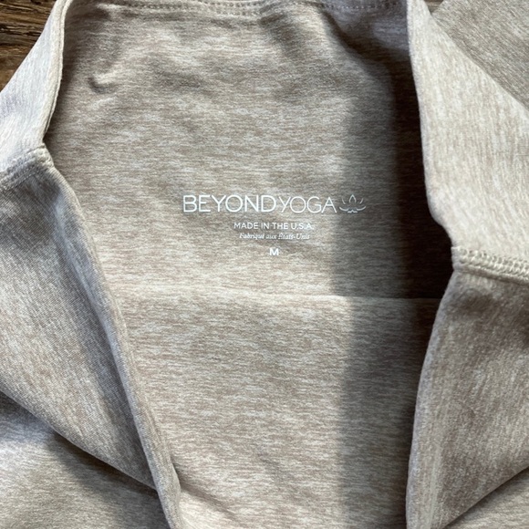 Beyond Yoga Spacedye Leggings Chai - Picture 3 of 4